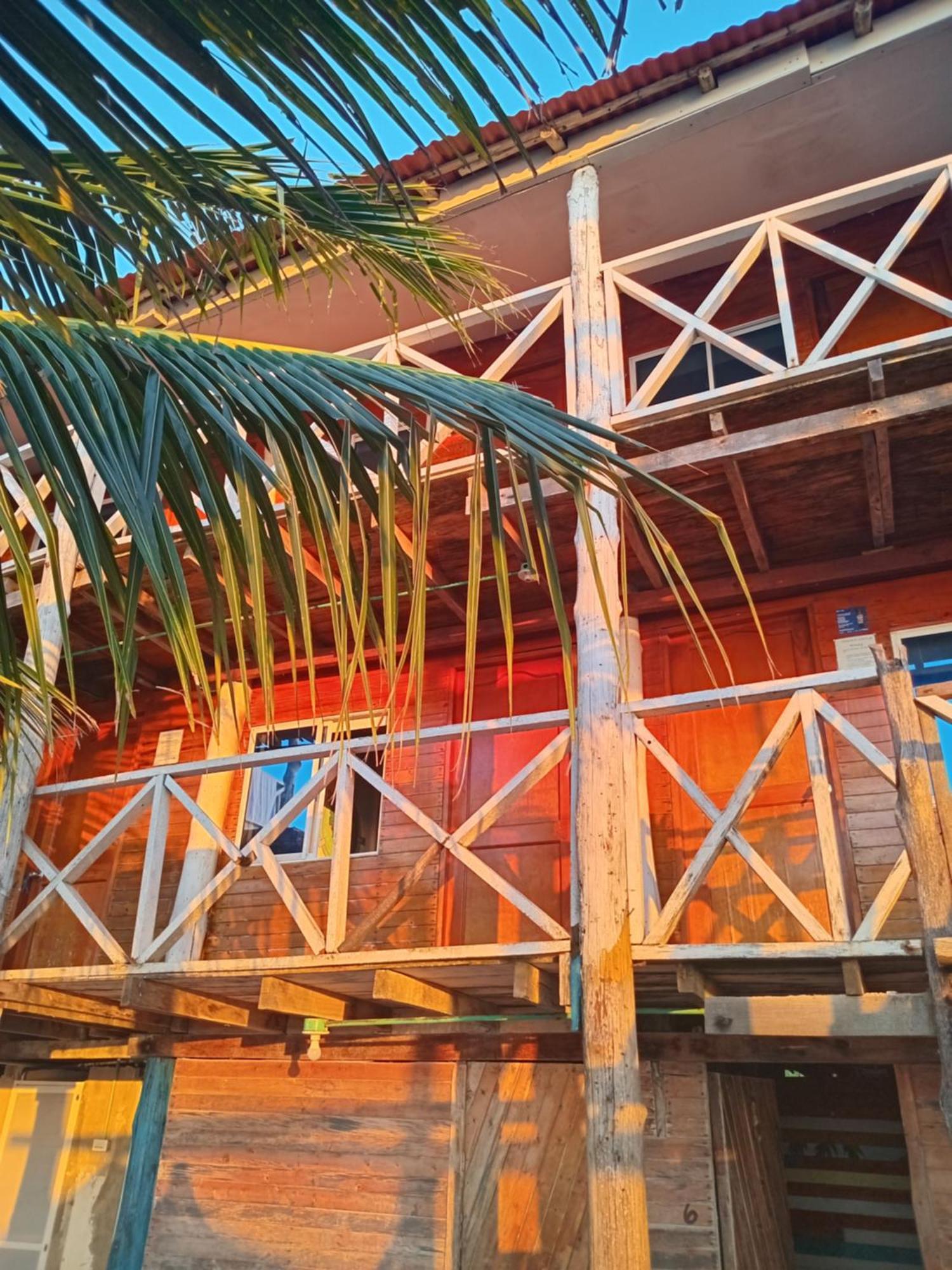 Posada Nativa Casa Azul Playa Blanca Eksteriør billede